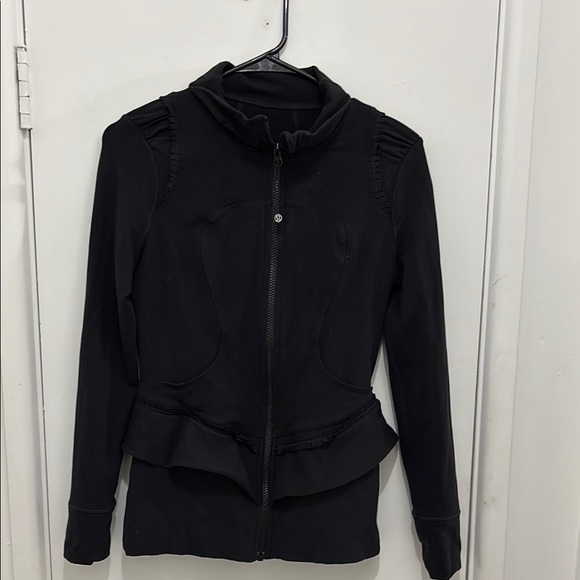 Lululemon jacket - Picture 1 of 2